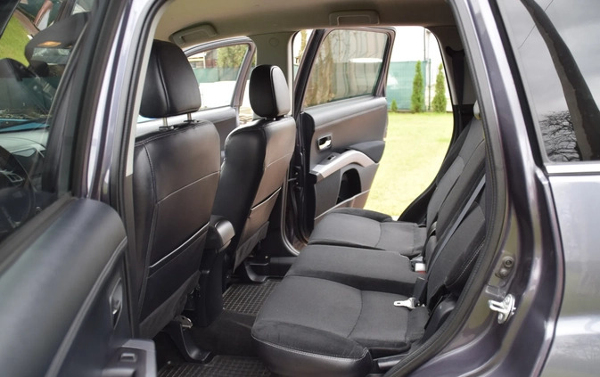 Mitsubishi Outlander cena 37500 przebieg: 280000, rok produkcji 2012 z Uniejów małe 154